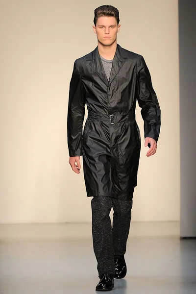 Look 38